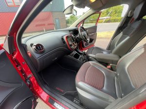 Renault Captur Interior 4